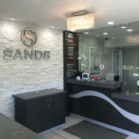 Sands Motel Riverside Buitenkant foto