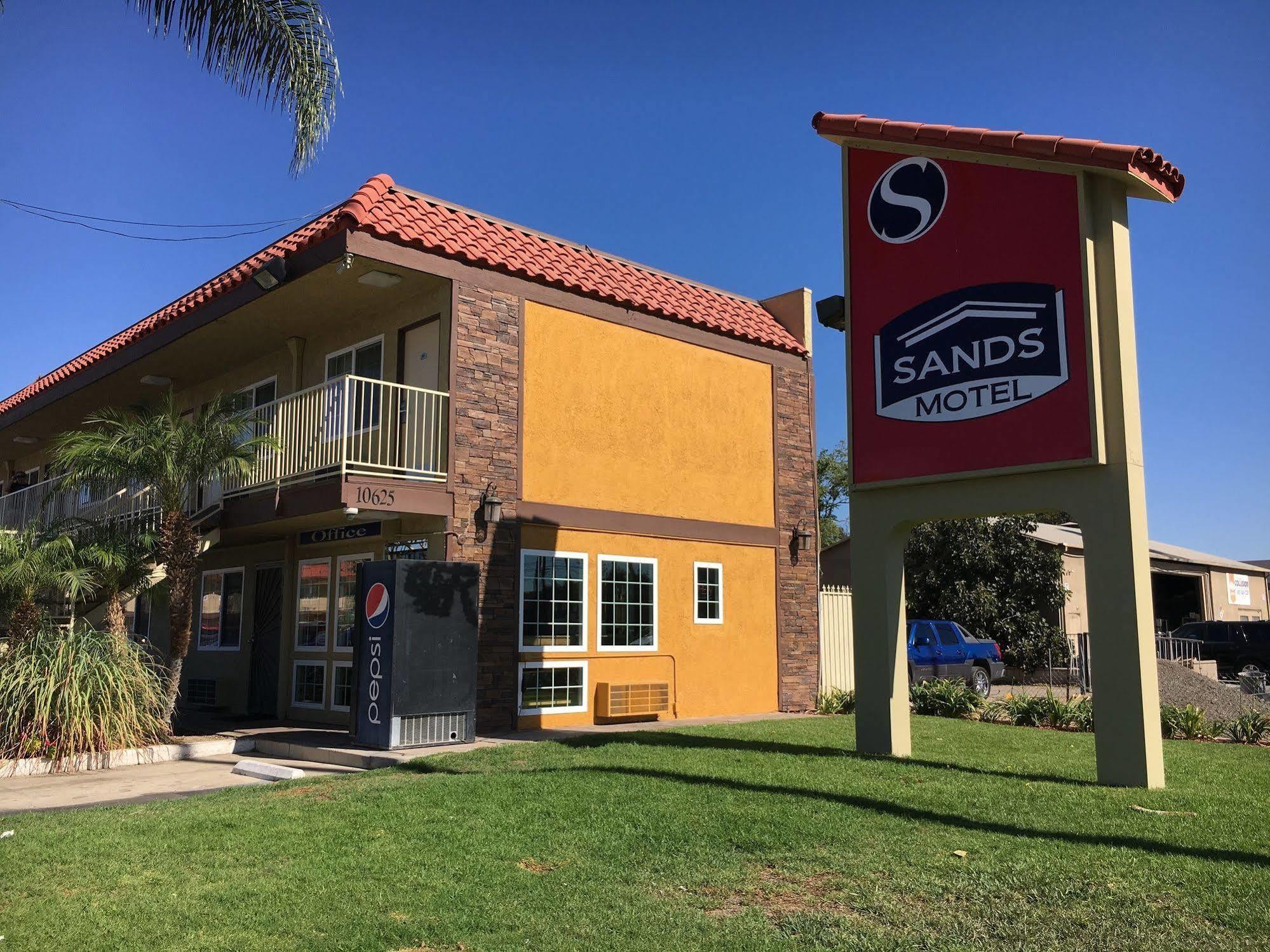 Sands Motel Riverside Buitenkant foto